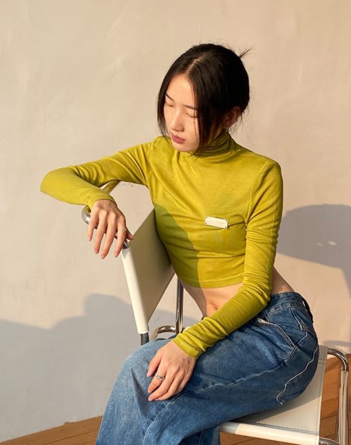 Alternative view of IN STOCK | CLOUD CROPPED KNIT TOP - 2colors