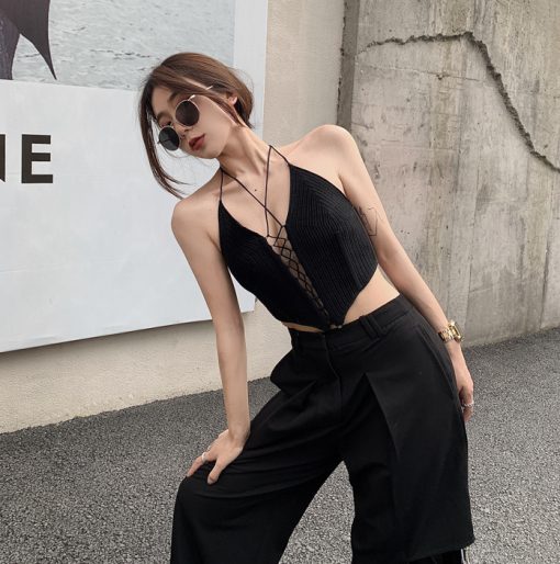 INSTOCK | Tatia vest top - ONLY black