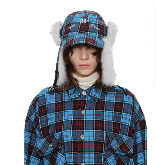 IN STOCK | BLUE POM-POM FUR BASEBALL CAP (CAN BE WORN 2 WAYS)