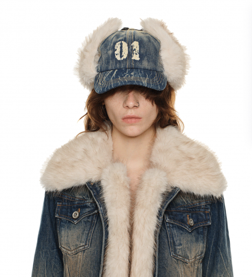 IN STOCK | DENIM BLUE MARIO FUR BASEBALL CAP (CAN BE WORN 2 WAYS)