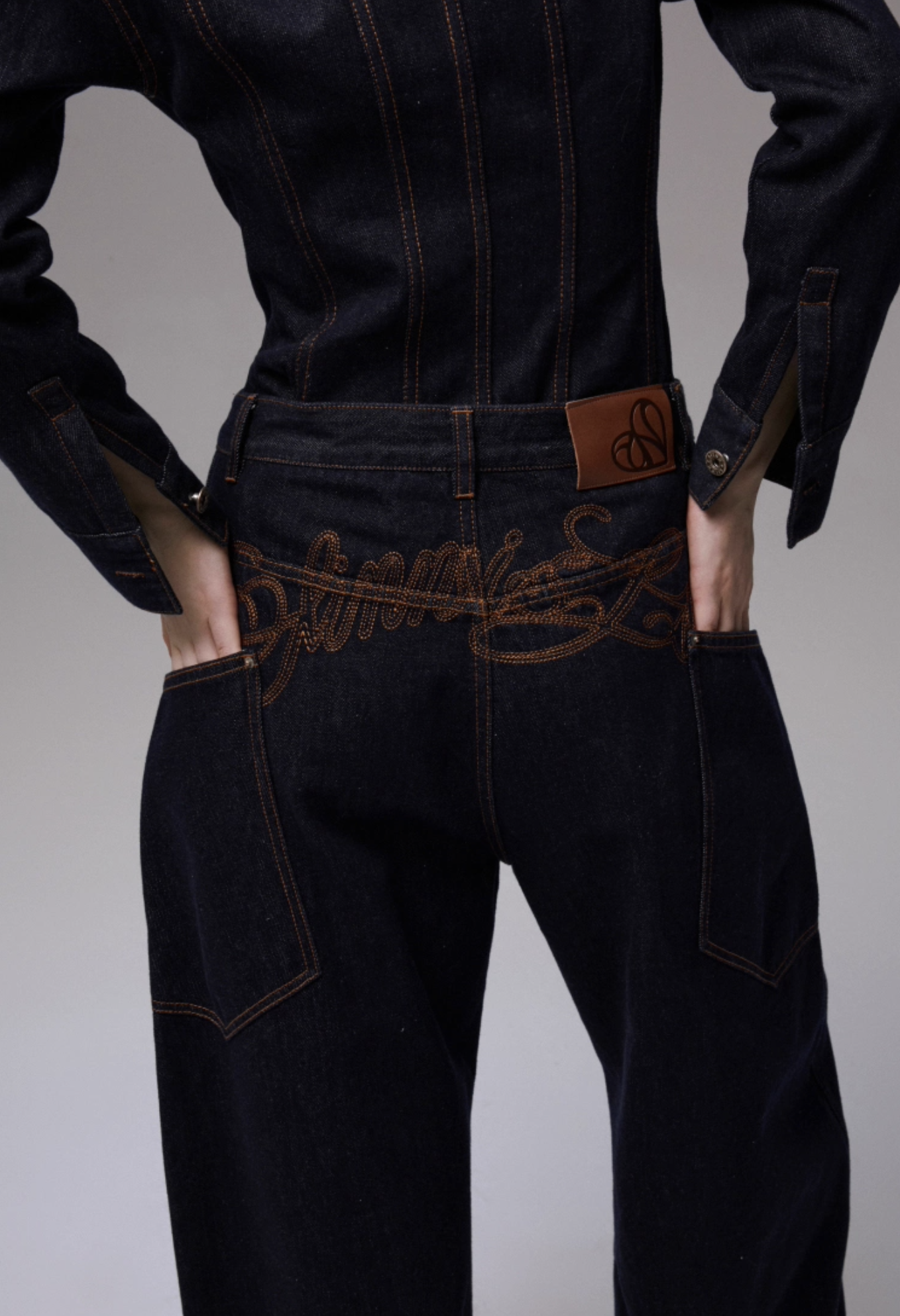 IN STOCK | OCIORIO JACKET TOP & JEANS - Image 3