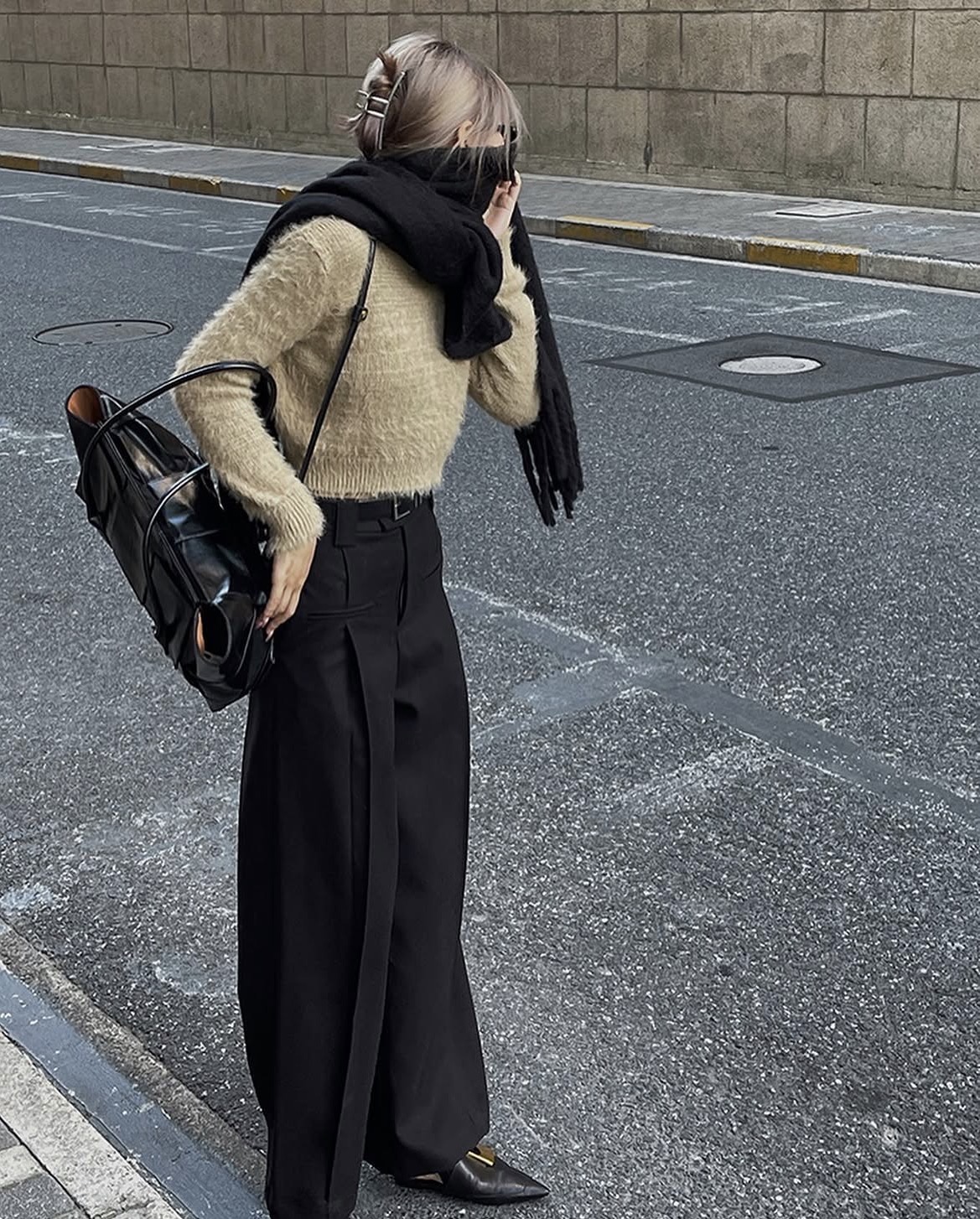 IN STOCK | LEMAIRE WOOL FORMAL TROUSERS - Image 2