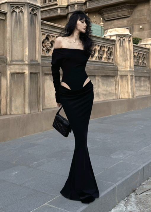 IN STOCK | Santi Column Gown – black