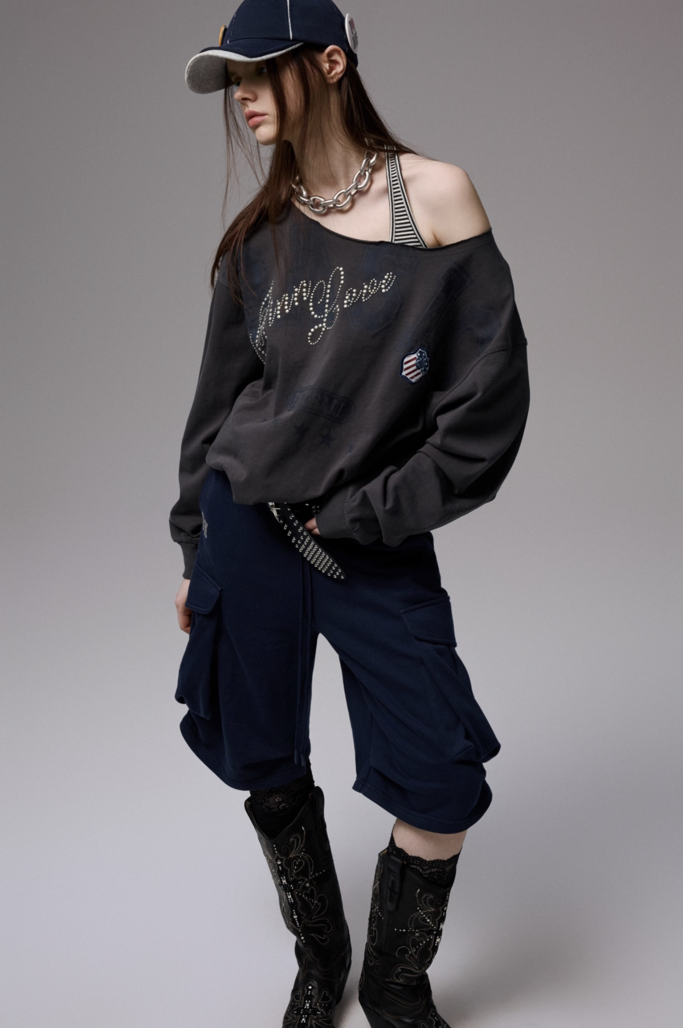 IN STOCK ♱ PENELOPE OFF SHOULDER SWEATSHIRT -- 2colors - Image 11