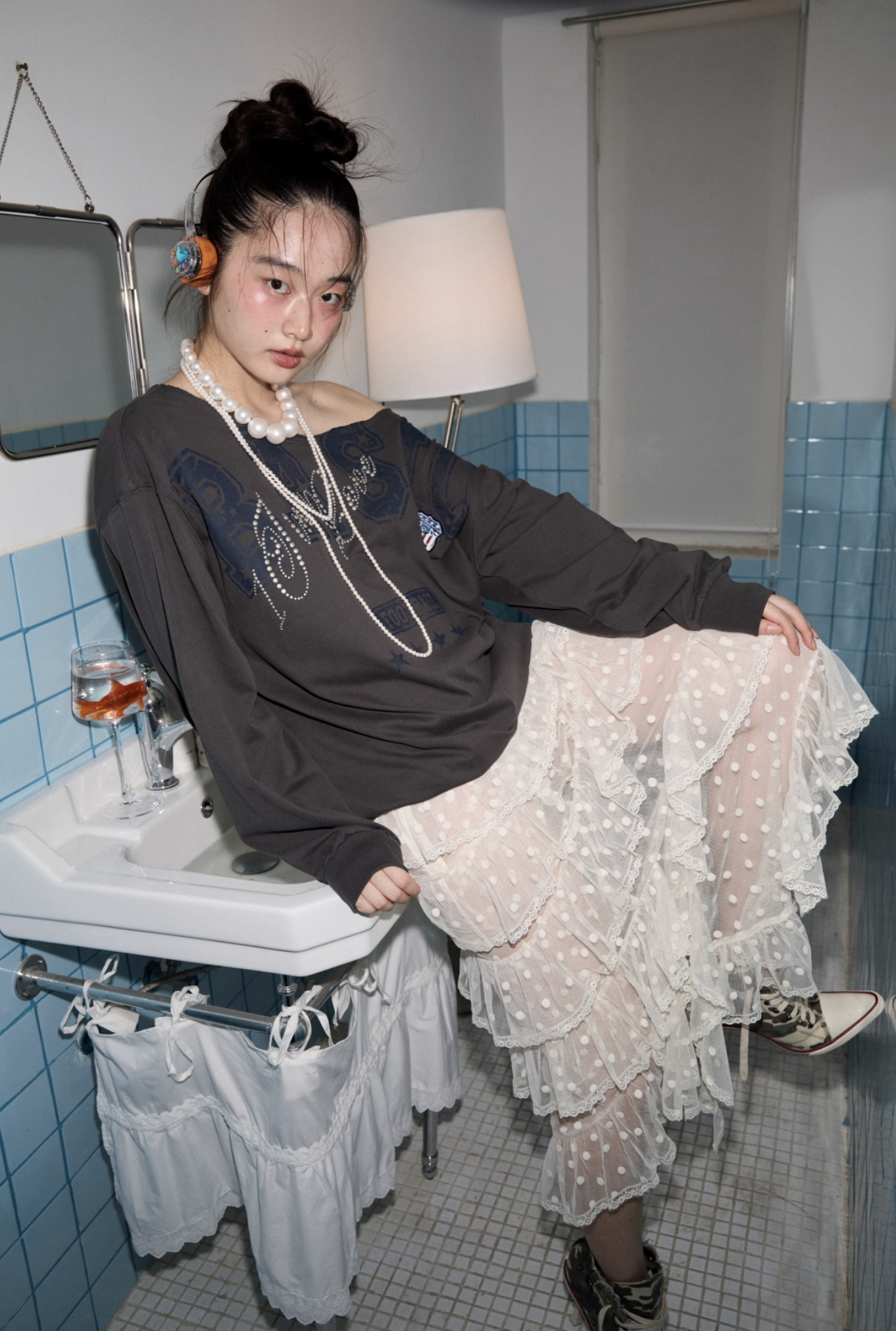 IN STOCK ♱ PENELOPE OFF SHOULDER SWEATSHIRT -- 2colors - Image 2