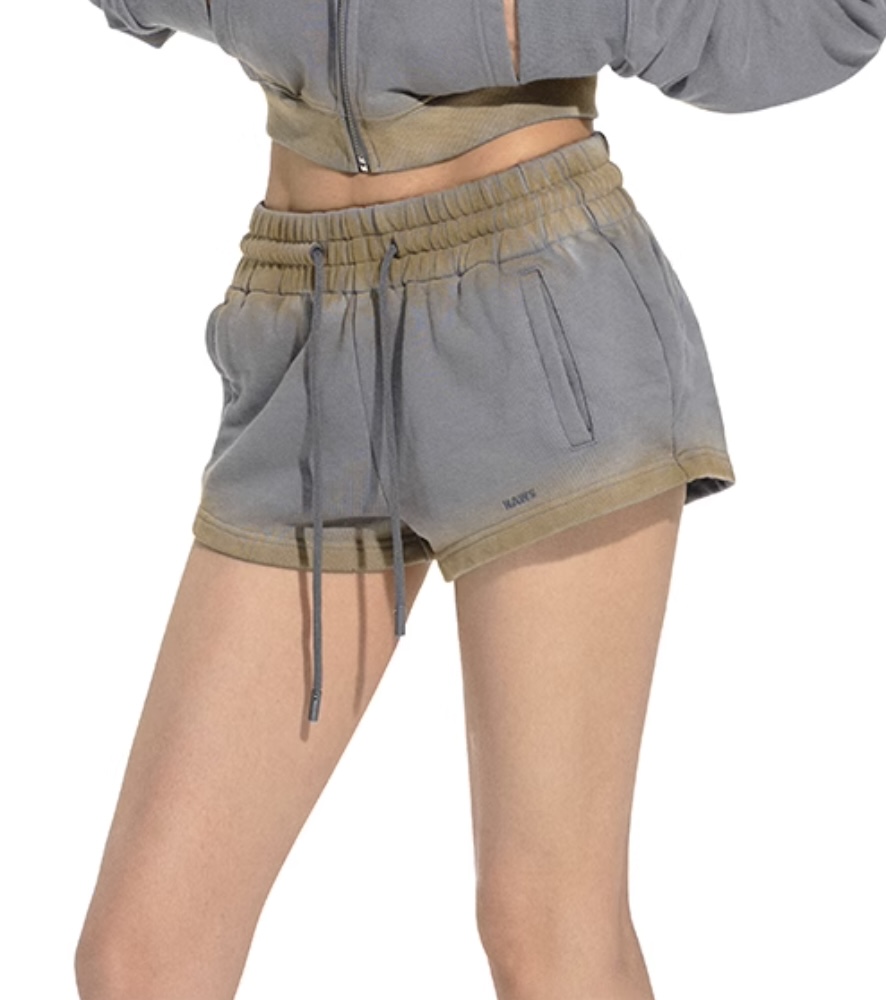 IN STOCK | AMI SHORTS - Image 6