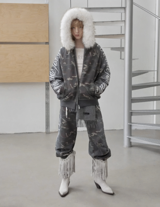 IN STOCK ♱ FAUX-FUR HOODED SWEATSHIRT❗️DETACHABLE HOOD❗️& SWEATPANTS SET