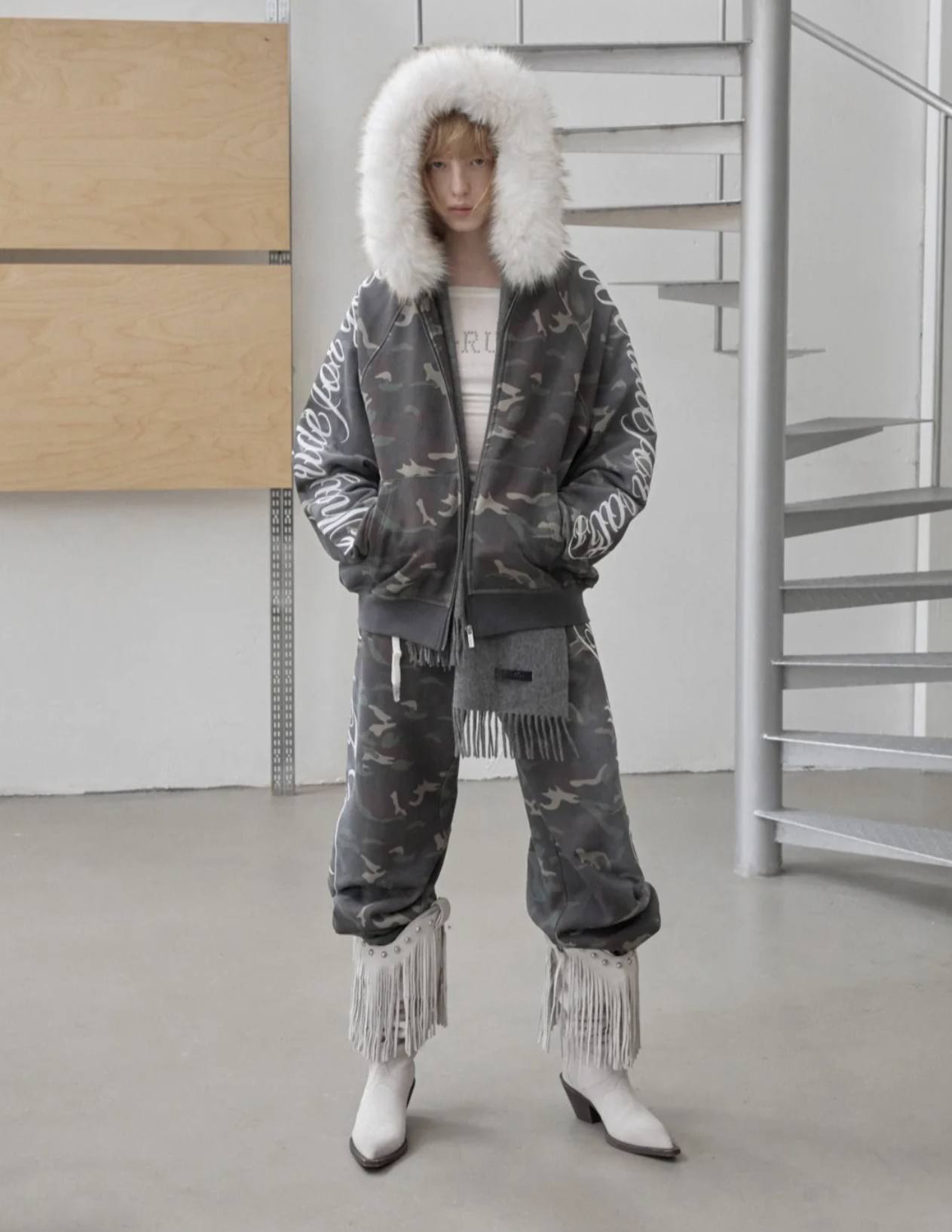 IN STOCK ♱ FAUX-FUR HOODED SWEATSHIRT❗️DETACHABLE HOOD❗️& SWEATPANTS SET