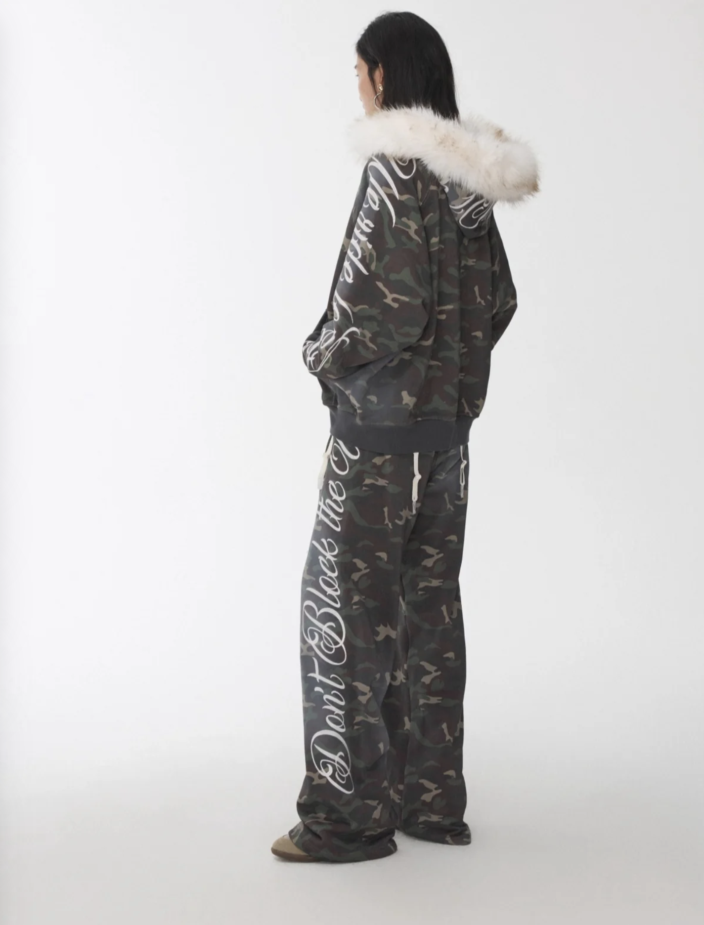 IN STOCK ♱ FAUX-FUR HOODED SWEATSHIRT❗️DETACHABLE HOOD❗️& SWEATPANTS SET - Image 10