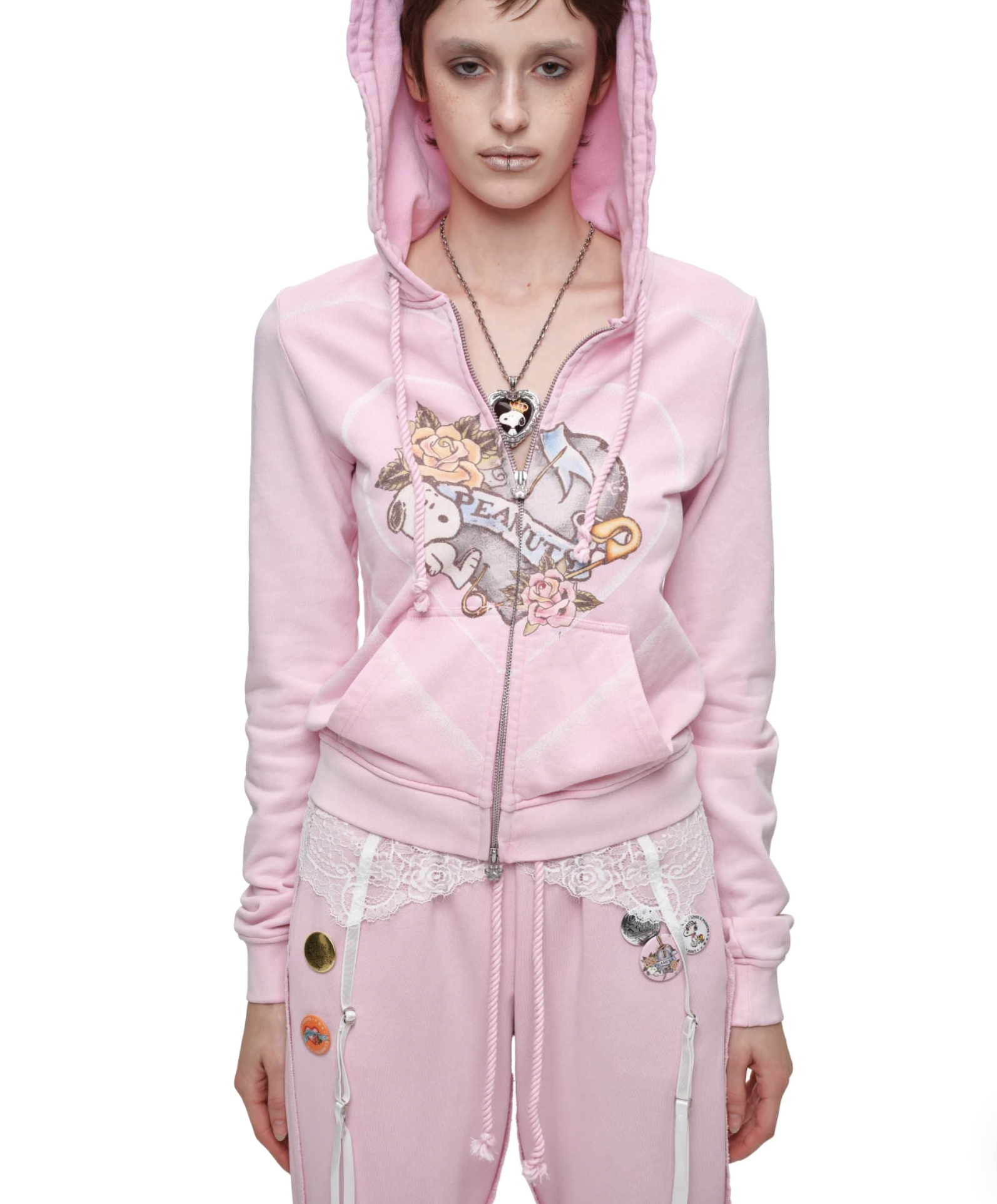 IN STOCK ♱ 1JINN x SNOOPY ੯‧̀͡⬮ PEANUTS VINTAGE HEART GRAPHIC ZIP HOODIE & LOUNGE PANTS - PINK - Image 16