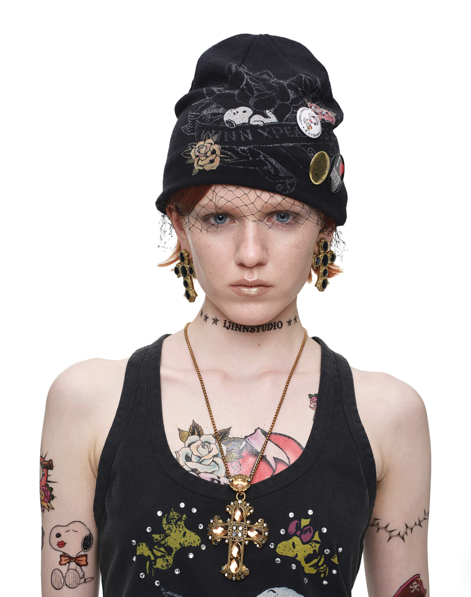 IN STOCK ♱ 1JINN TATTOO SNOOPY GRAPHIC BEANIE WITH PIN SET - BLACK - Image 3