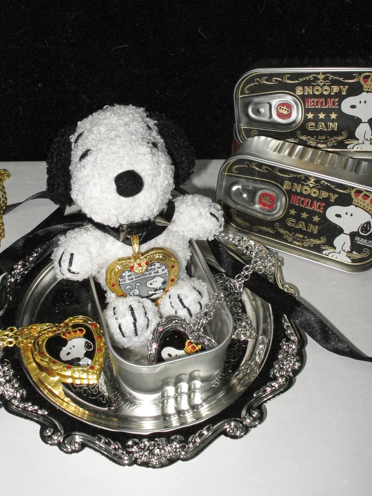 1jinn snoopy heart locket necklace 1