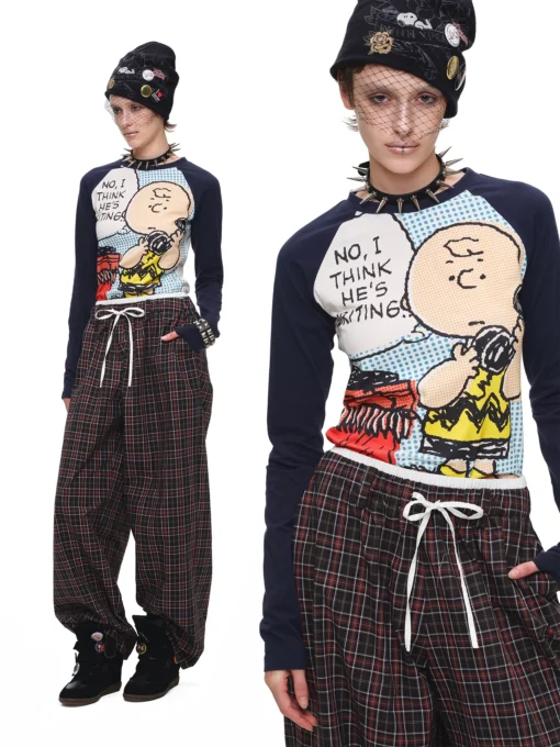 Alternative view of IN STOCK ♱ 1JINN x SNOOPY ੯‧̀͡⬮ PEANUTS COMIC RAGLAN LONG SLEEVE TEE - 3colors