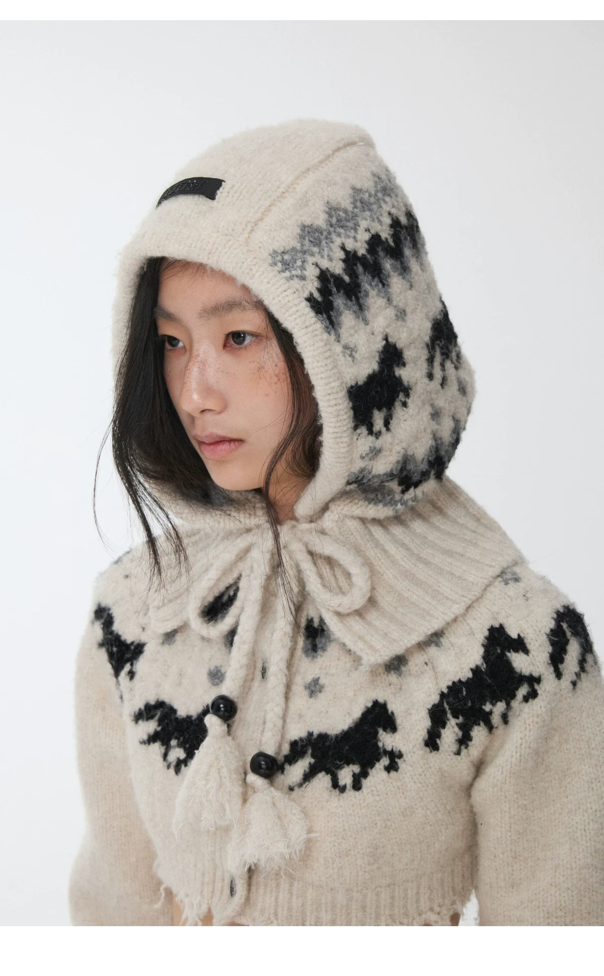 1Jinn Fair Isle Pony Jacquard Knit Hood 35
