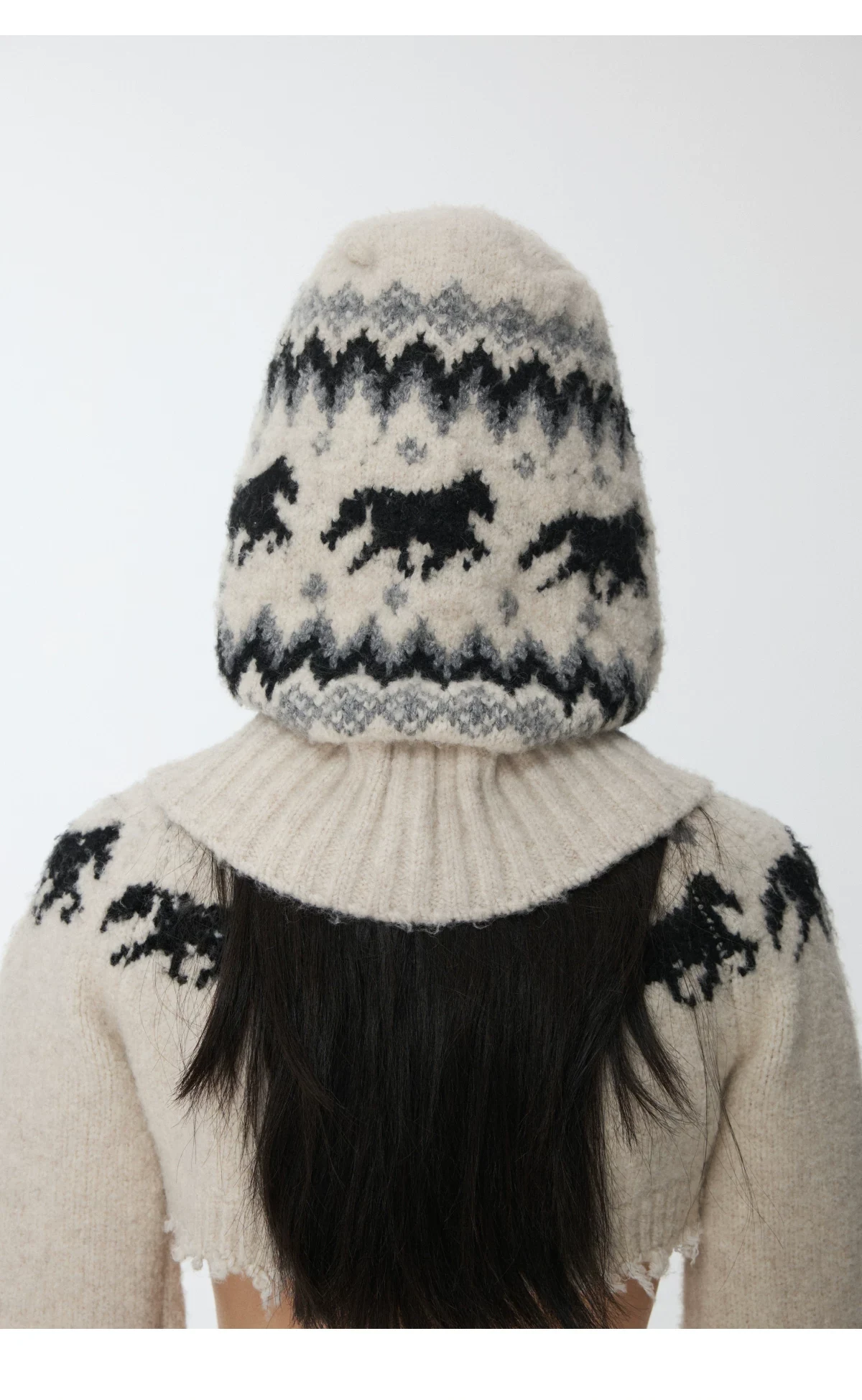 1Jinn Fair Isle Pony Jacquard Knit Hood 37