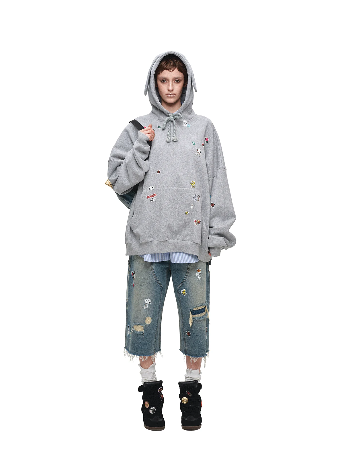 1Jinn X Snoopy Sticker Print Cropped Baggy Jeans 13