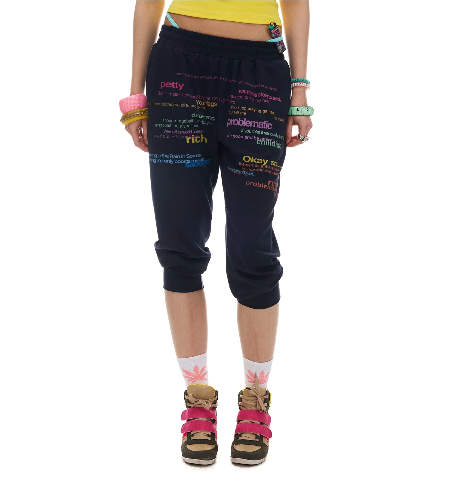 Norgira Slogan Print Cuffed Cropped Sweatpants 6