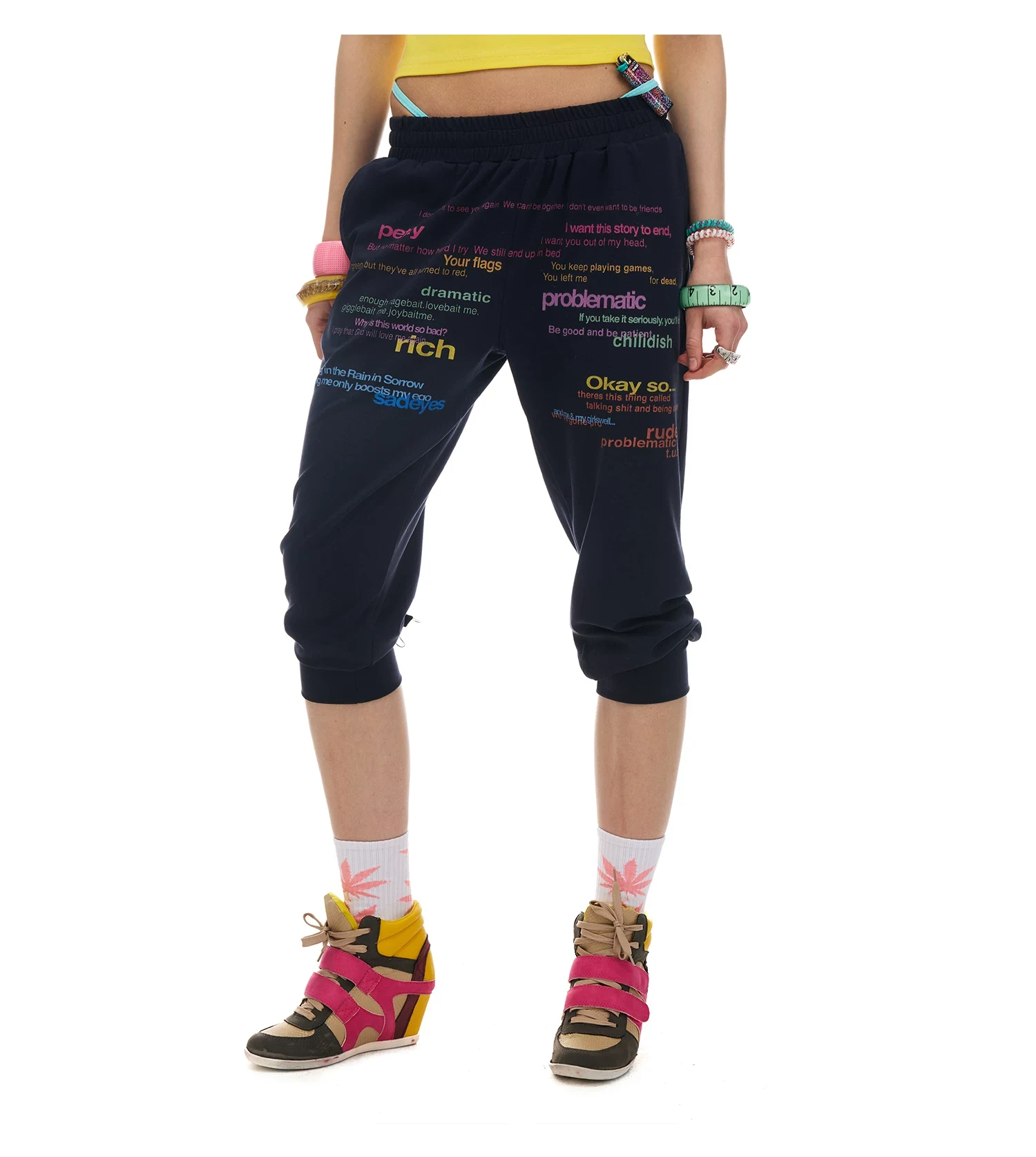 Norgira Slogan Print Cuffed Cropped Sweatpants 7